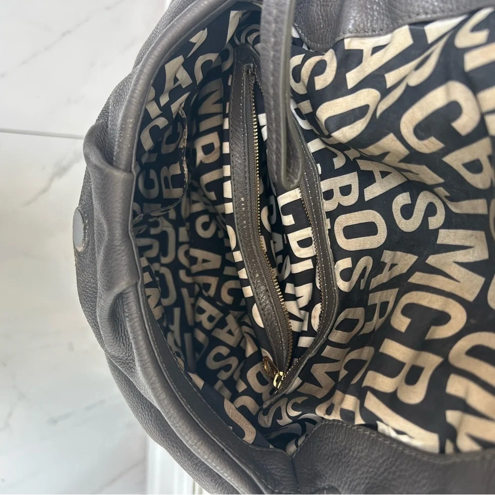 Marc Jacobs Leather Hobo with Gold Plaque - perfect companion for nights out!